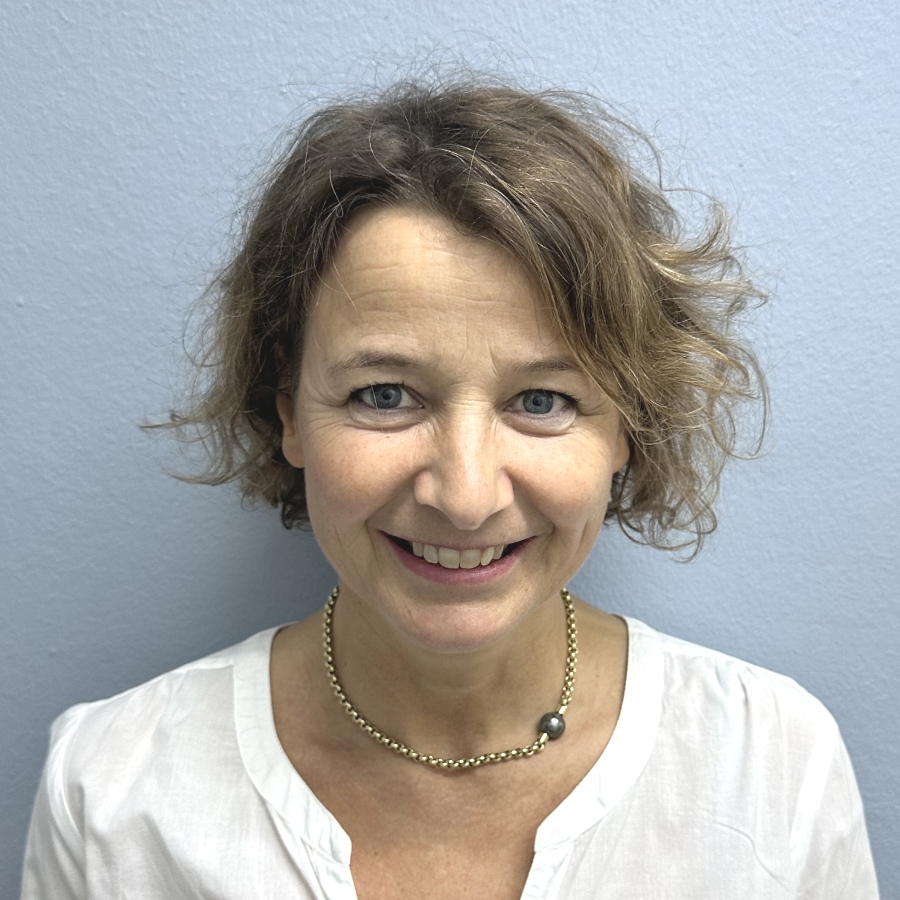 Dr. Barbara Deyhle-Oeben